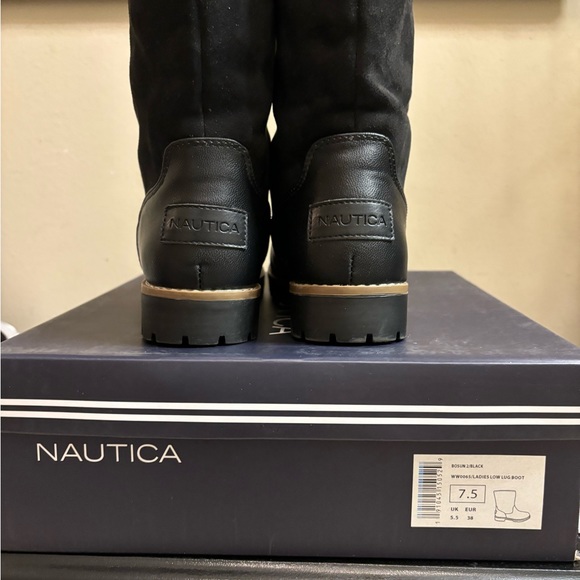 Black Nautica boots with faux fur/sherpa inside; very warm and comfortable - Picture 5 of 15